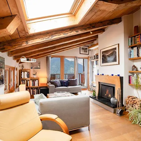 빌라 Modern Comfort 3br Chalet With Sauna- If You Want To Book, Please Contact On Wh-ats-app - 0034-635-520-036 !!!!
